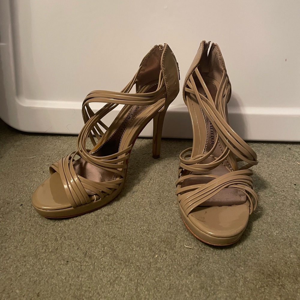 Chinese Laundry Tan Strappy Heel